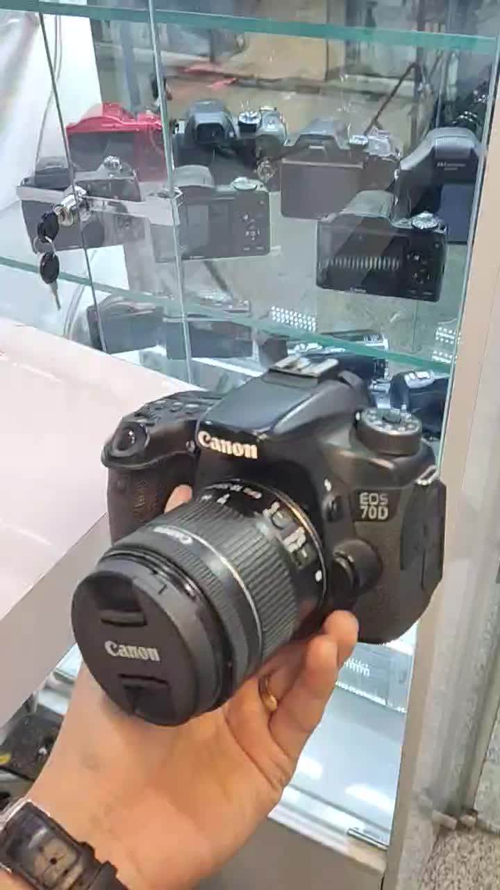 CANON 70D  با لنز 18/55|دوربین عکاسی و فیلم‌برداری|تهران, شیخ هادی|دیوار