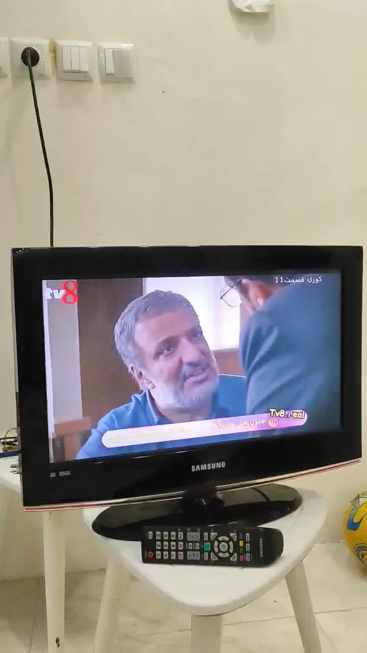 لوازم برقی|تلویزیون و پروژکتور|رشت, جانبازان|دیوار