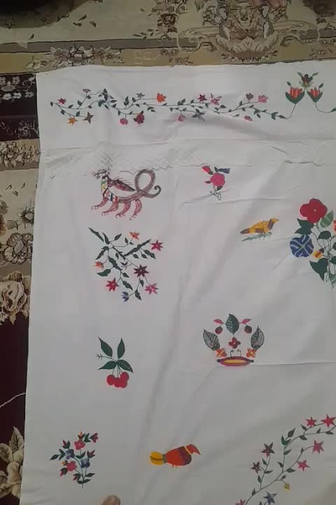 پرده گل دوزی دستی|پرده، رانر، رومیزی|سبزوار, قصبه شرقی|دیوار