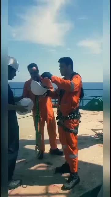 بالابر سیار نفربرP250HA700|ماشینآلات صنعتی|کیش, |دیوار