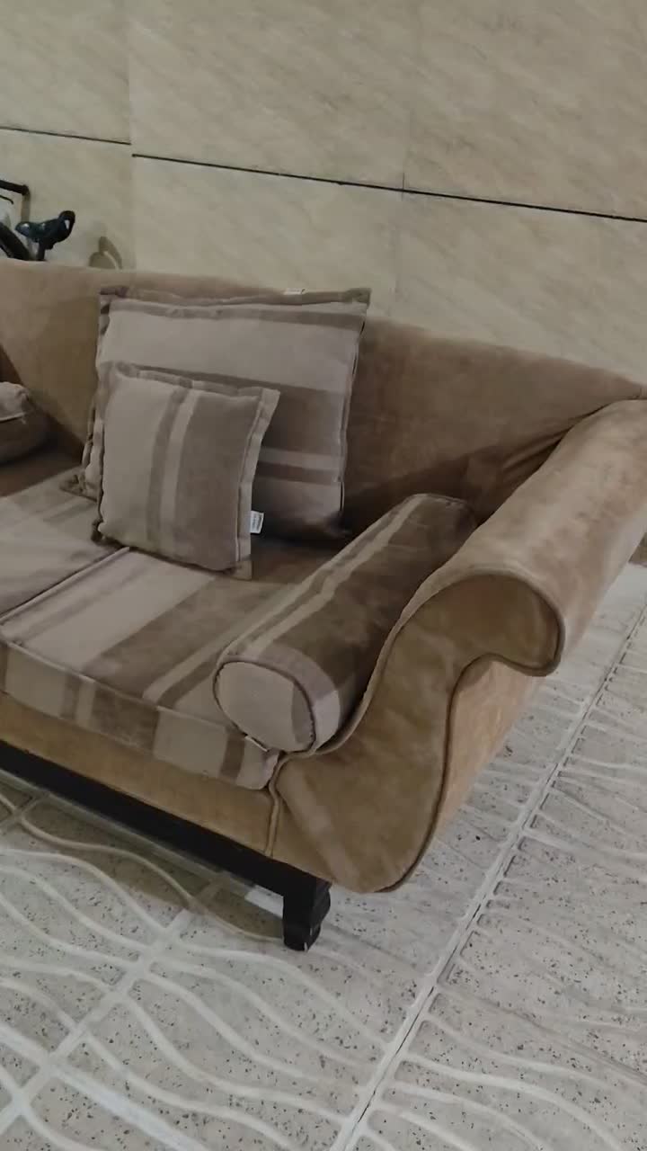 راحتی ۷نفره|مبلمان خانگی و میز عسلی|برخوار, |دیوار