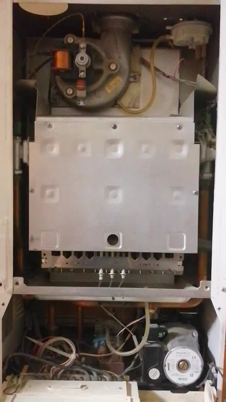 پکیج آریستون MICROTEC 23MI-MFFI|آبگرمکن، پکیج، شوفاژ|شیراز, معالی‌آباد|دیوار