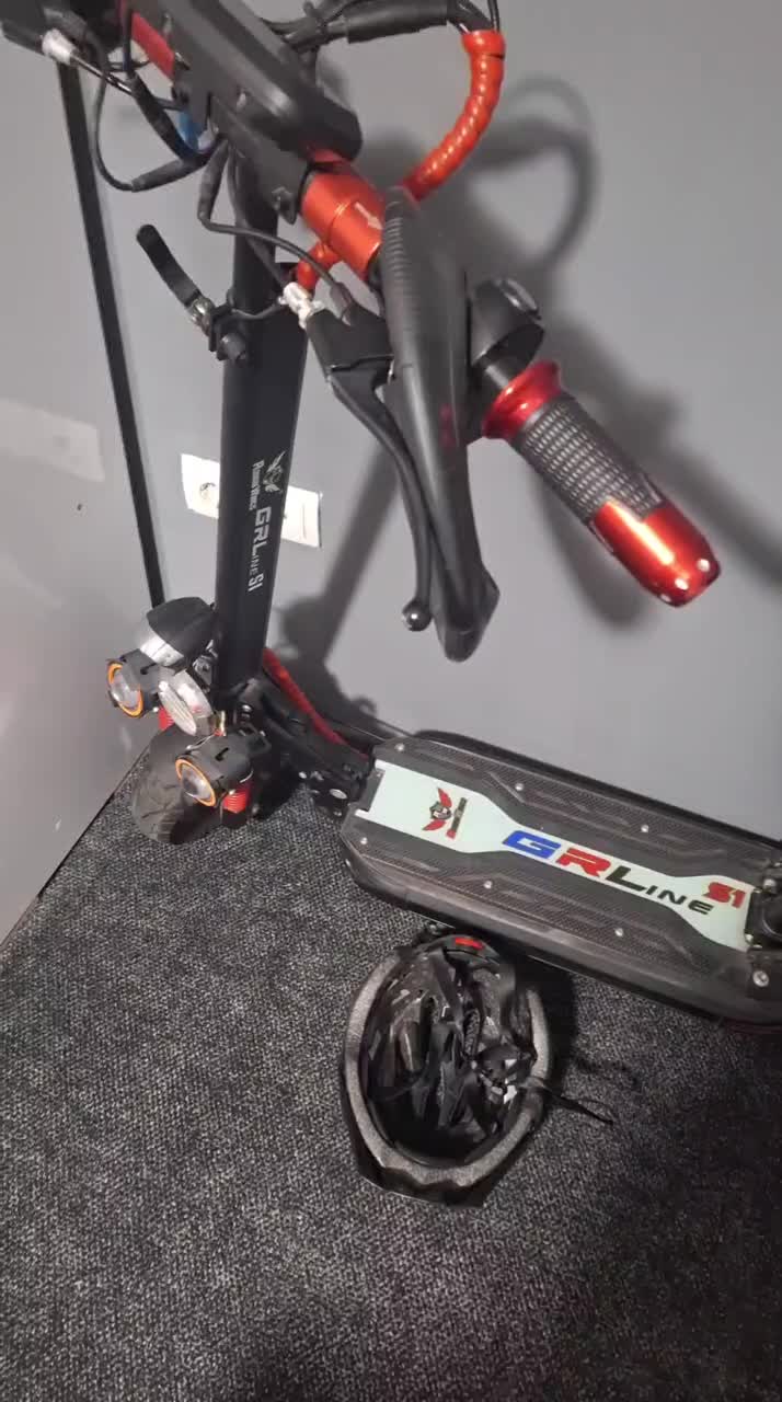 اسکوتر روهان وینگ قیمت نو ۸۰ قیمت من ۷۰|دوچرخه، اسکیت، اسکوتر|شیراز, ریشمک|دیوار