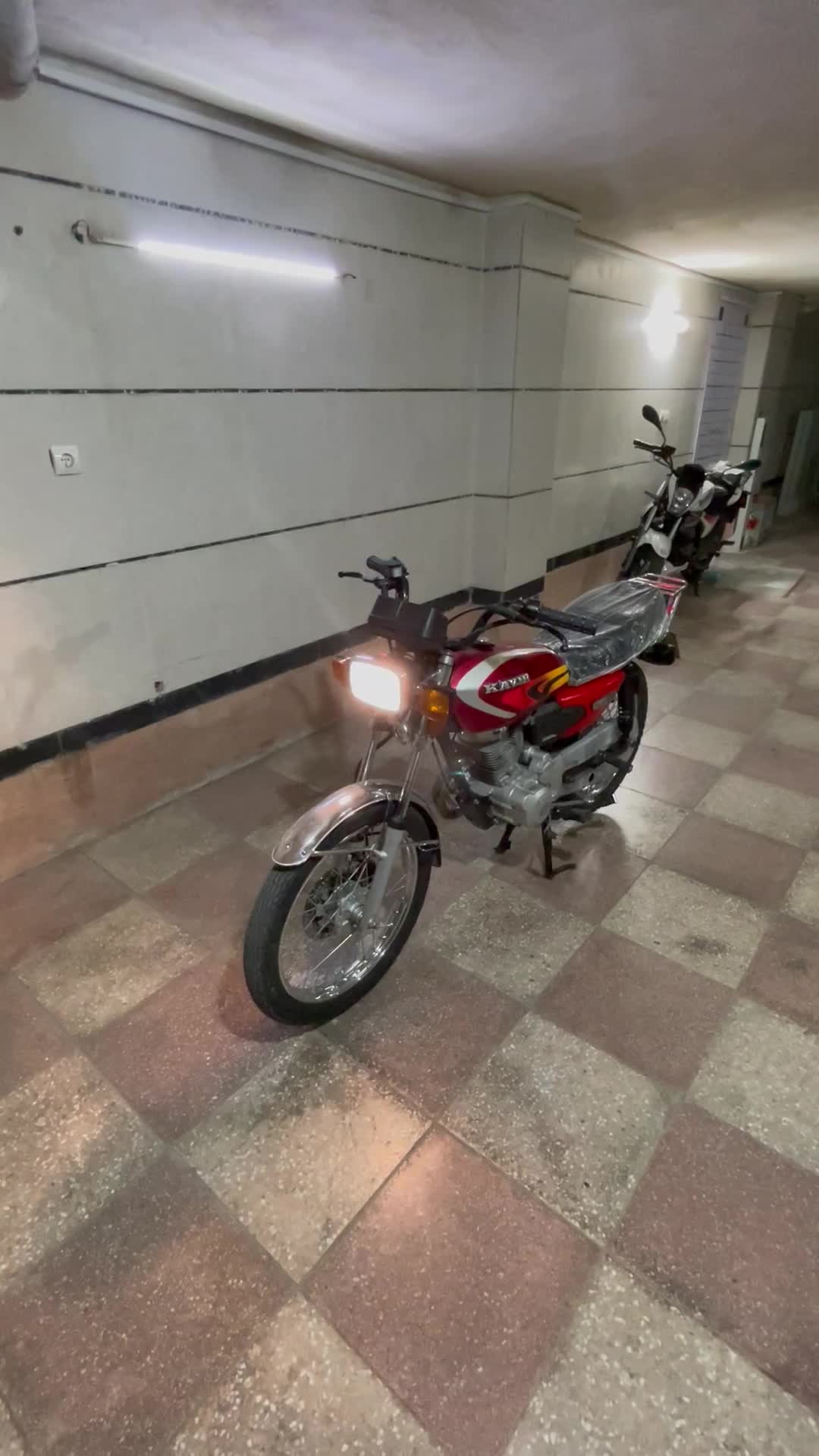 موتور کویر ۲۰۰ سی سی|موتورسیکلت|اصفهان, ملکشهر|دیوار