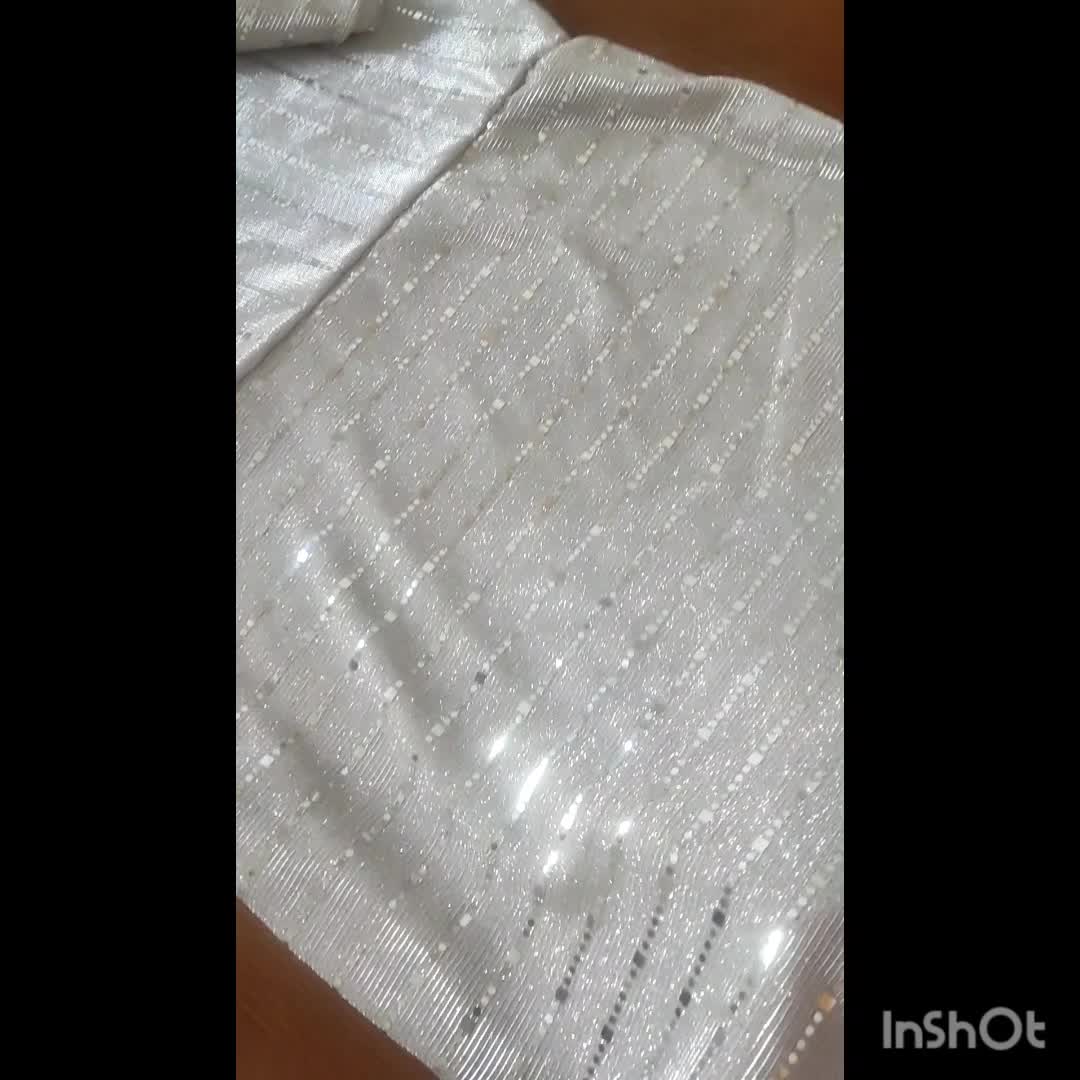 لباس مجلسی|لباس|اصفهان, سرشبادران|دیوار