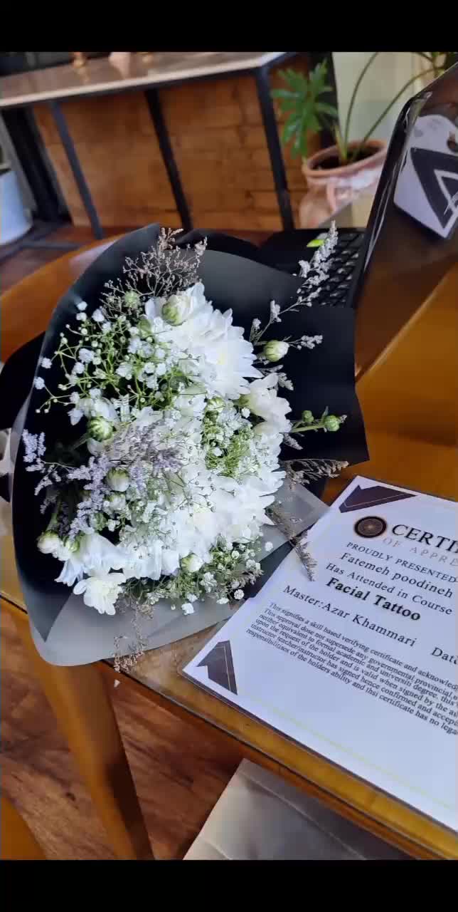 آموزش میکرو شیدینگ میکاپ کاشت ناخن مژه رنگ کراتین|خدمات آرایشگری و زیبایی|زاهدان, |دیوار