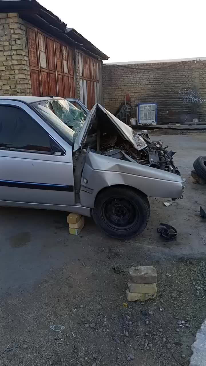 92دوگانه شرکت تصادفی|خودرو سواری و وانت|مرودشت, قانون|دیوار