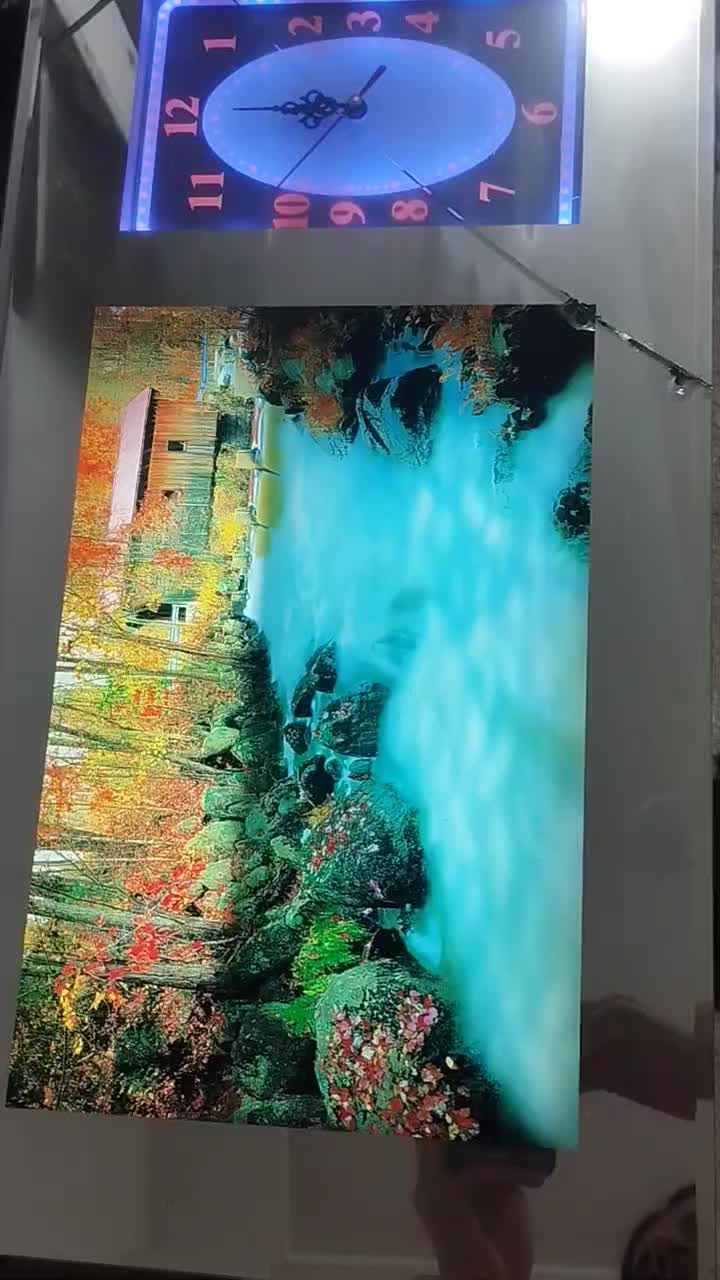 ساعت دیواری با تصویر نوری زیبا و صدای دلنشین|ساعت دیواری و تزئینی|اندیمشک, |دیوار