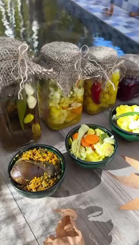 ترشی خانگی و سبزی خشک ، به صورت عمده و تک فروشی|خوردنی و آشامیدنی|مرودشت, فاز دوم شهرک فرهنگیان|دیوار