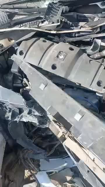 فروش پارس تصادفی 401(مزایده)|خودرو سواری و وانت|لردگان, |دیوار