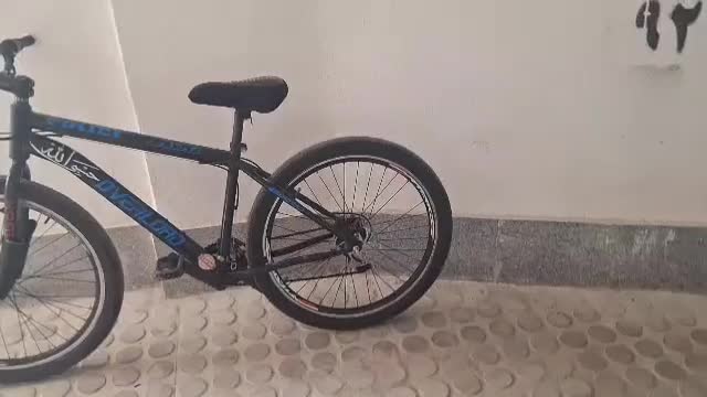 دو دوچرخه نو ۲۰ ،۲۶|دوچرخه، اسکیت، اسکوتر|صدرا-فارس, فاز ۱|دیوار