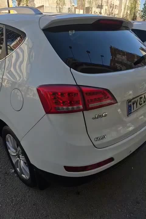 جک s5مدل۹۵ اتومات عتیقه کم کار کروز کنترل|خودرو سواری و وانت|اردبیل, |دیوار