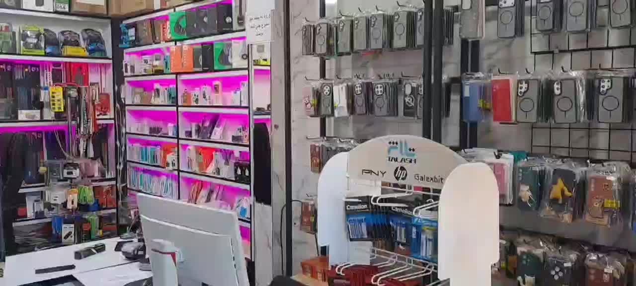 فروش سرقفلی فروشگاه خرید و فروش گوشی ولوازم جانبی|فروش مغازه و غرفه|الشتر, |دیوار