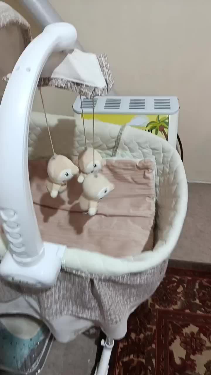 گهواره|تخت و صندلی بچه|مشهد, کارگران|دیوار