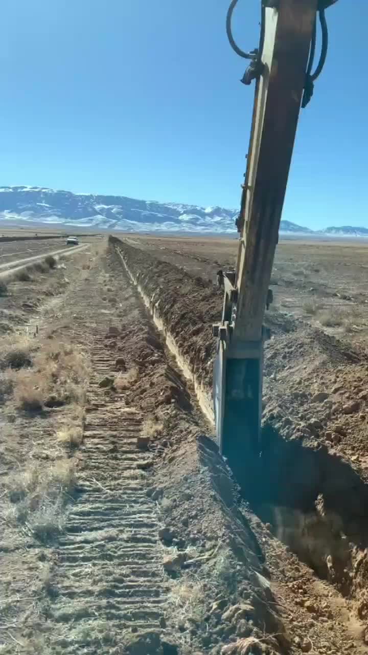 بیل مکانیکی،پاکت،باکت،|ماشینآلات صنعتی|جلگه رخ, |دیوار