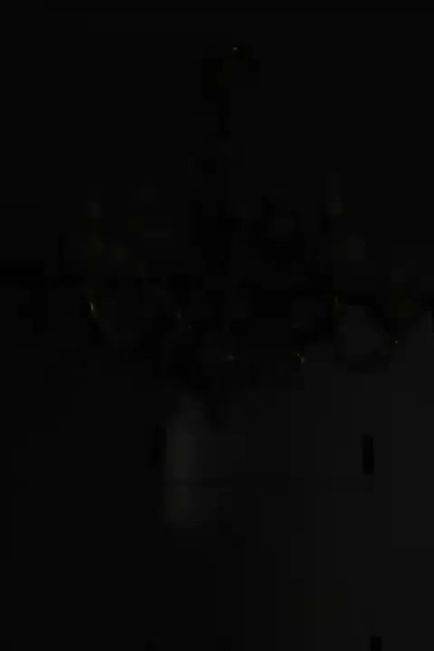 لوستر|لوستر و چراغ آویز|شاهین دژ, |دیوار