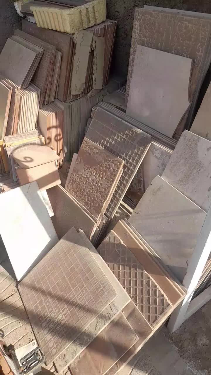 مقداری کاشی فروشی توافقی|مصالح و تجهیزات ساختمان|یزد, |دیوار