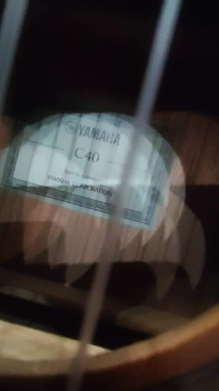 گیتار یاماها c40|گیتار، بیس، امپلیفایر|یزد, |دیوار