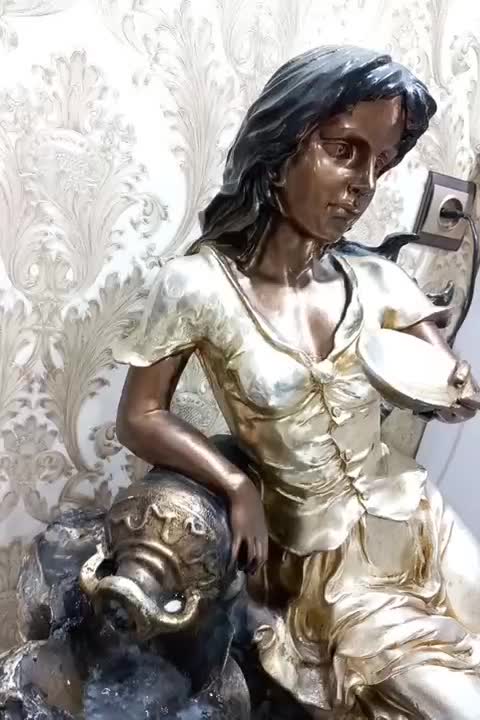 آبنما|مجسمه، تندیس، ماکت|ری, علایین|دیوار