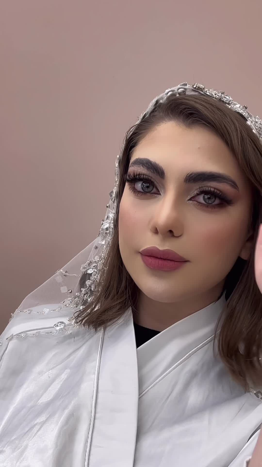 خدمات اموزش تخصصی میکاپ کوتاهی براساس جام چهرت|خدمات آرایشگری و زیبایی|شاهین‌شهر, دکتر حسابی|دیوار