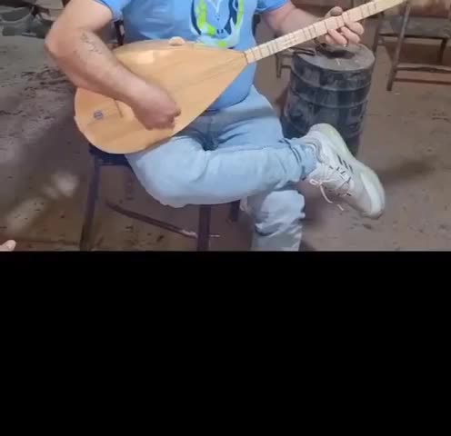 انواع ساز باغلاما|سازهای سنتی|ارومیه, |دیوار