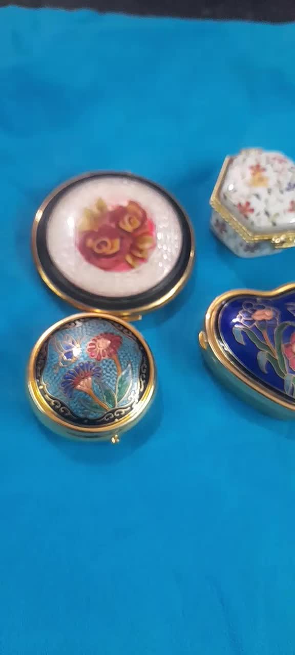 سماور نفتی  و برقی برنزی شمعدان چراغ انگلیسی هویه|کلکسیون اشیاء عتیقه|همدان, |دیوار