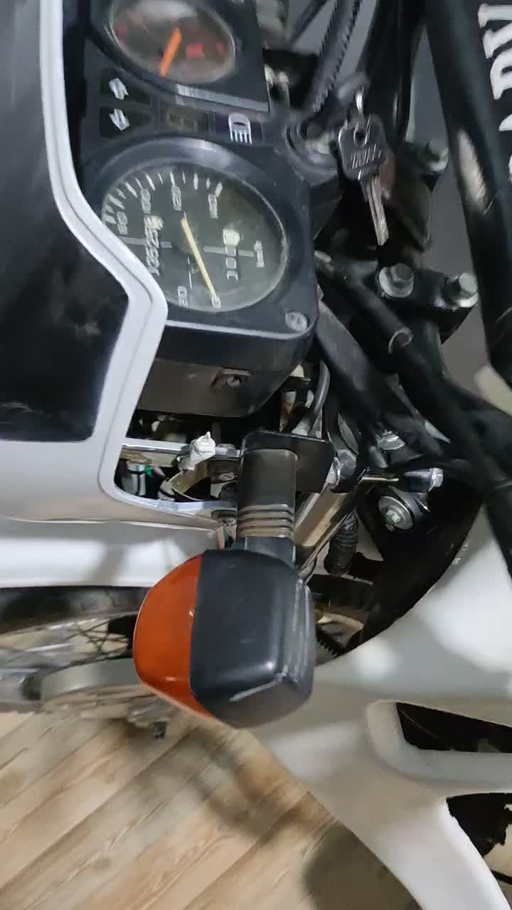 موتور پرواز ۲۰۰|موتورسیکلت|محمدیه-قزوین, |دیوار