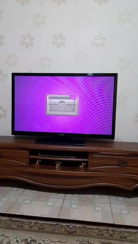 تلویزیون و زیر تلویزیون|تلویزیون و پروژکتور|فشاپویه, |دیوار