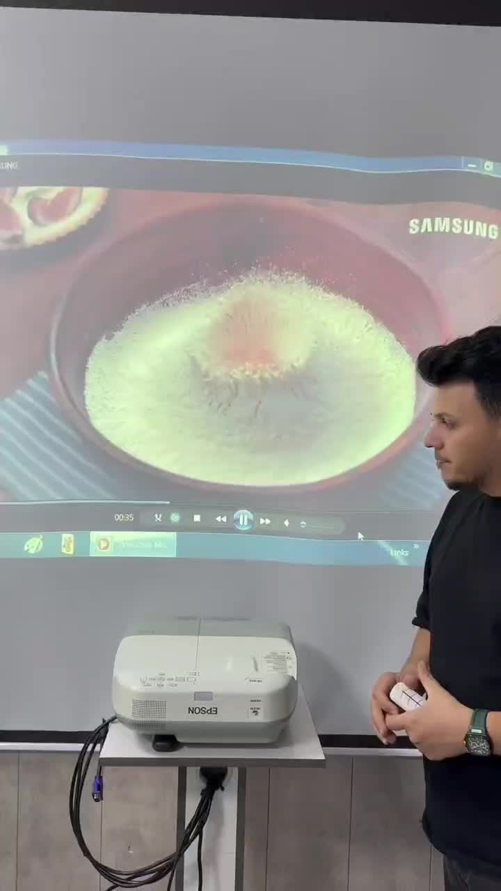 ویدئو پروژکتور Epson 485Wi فاصله نزدیک|تلویزیون و پروژکتور|تهران, نیروی دریایی|دیوار