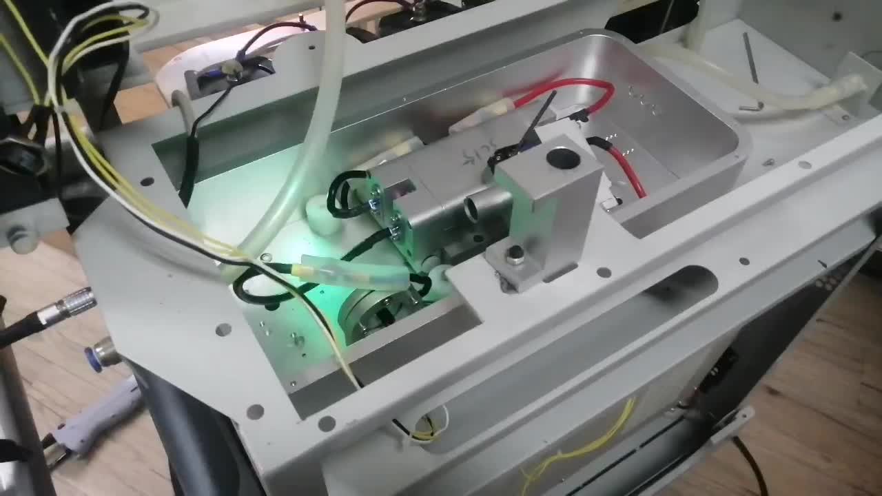 لیزر نیست. تعمیراته|پزشکی|سنندج, |دیوار