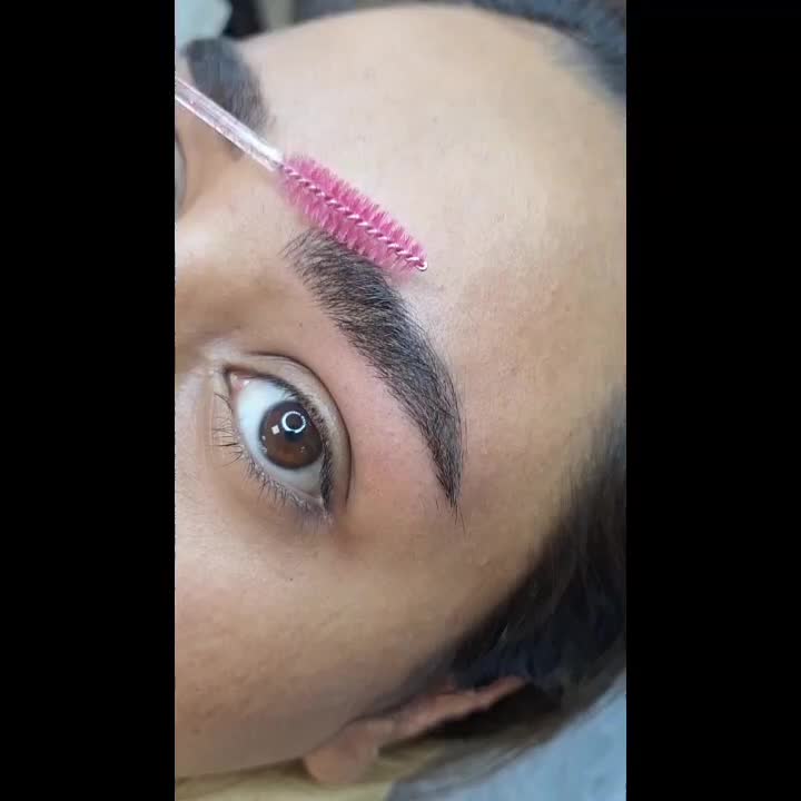 میکروبلیدینگ ابرو به سبک هایپرلیفت کرکی مویی|خدمات آرایشگری و زیبایی|دزفول, |دیوار