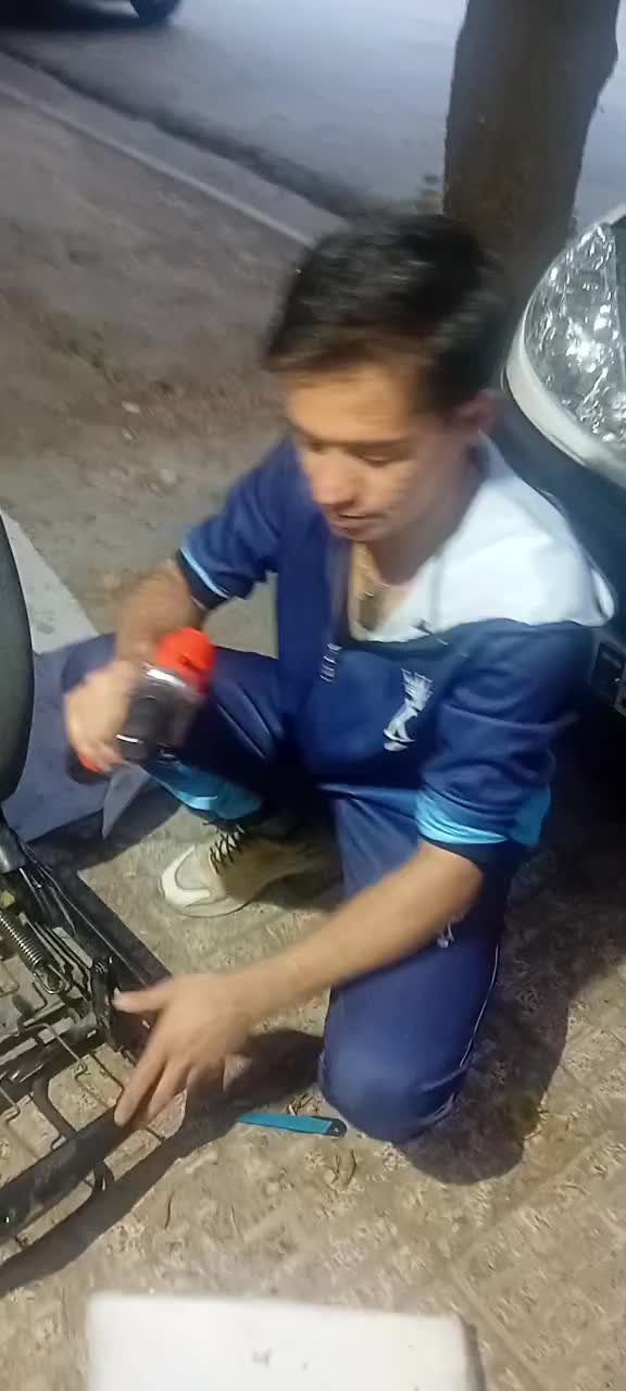 تعمیراتصندلیخودرو|قطعات یدکی و لوازم جانبی|مشهد, کوشش|دیوار