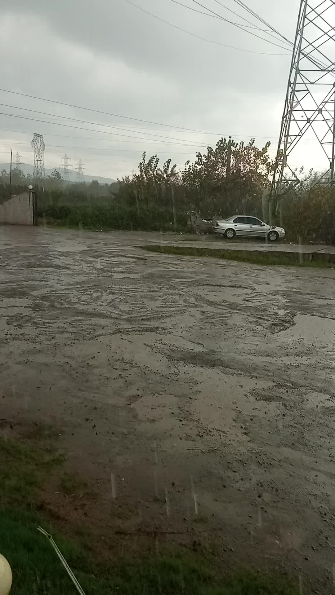 عایق کاری سنگ نما ساختمان با طناب|خدمات پیشه و مهارت|رشت, پیرسرا|دیوار