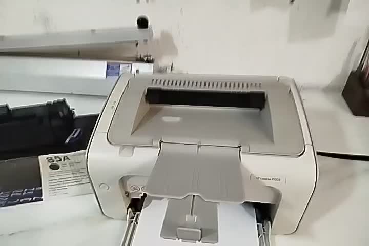 پرینتر hp ۱۰۰۵ سالم و تمیز با 2 تا کارتریج آکبند|پرینتر، اسکنر، کپی، فکس|تهران, فلسطین (میدان انقلاب)|دیوار