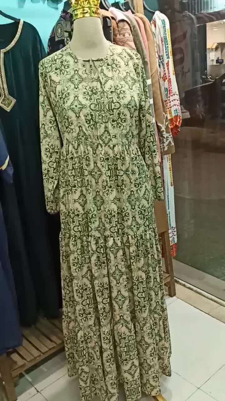 ساحلی|لباس|قم, انسجام|دیوار