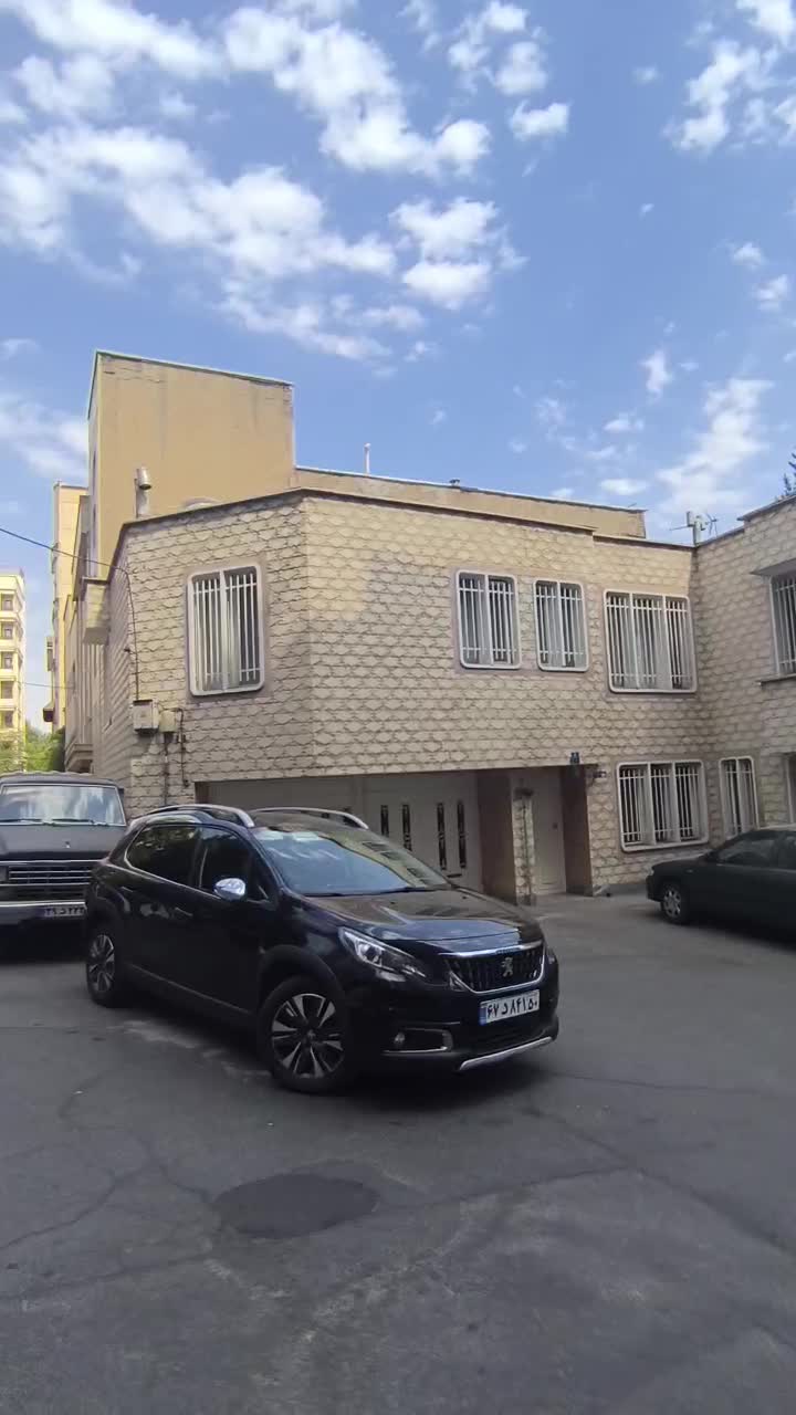 نیاوران جمشیدیه 260مترکلنگی شمالی گذر 10