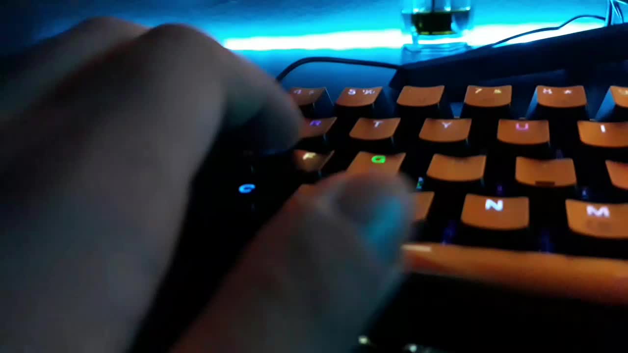 کیبورد گیمینگ مکانیکال RED DRAGON K630|قطعات و لوازم جانبی رایانه|رشت, انصاری|دیوار