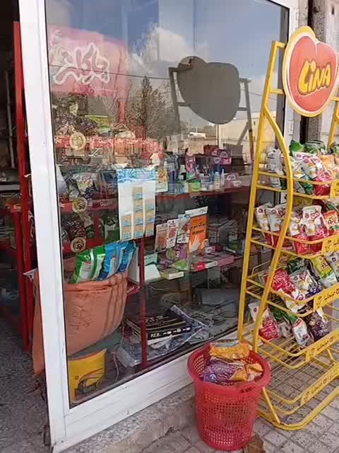 مغازه سوپرمارکت یکجا با وسایل اجاره داده میشود.|اجارهٔ مغازه و غرفه|زنجان, |دیوار