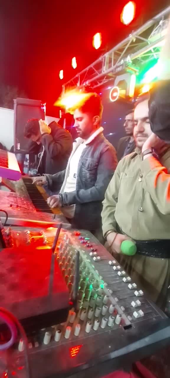 سیستم صوتی کرایه ای باند کرایه و دی جی|خدمات پذیرایی، مراسم|ایلام, |دیوار