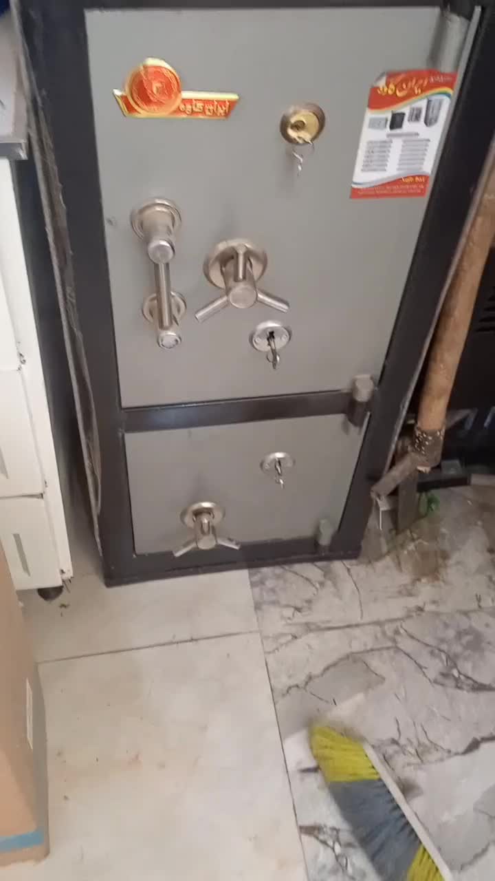 گاوصندوق ایران کاوه بتن نسوز سری اول|دفتر کار|سقز, |دیوار