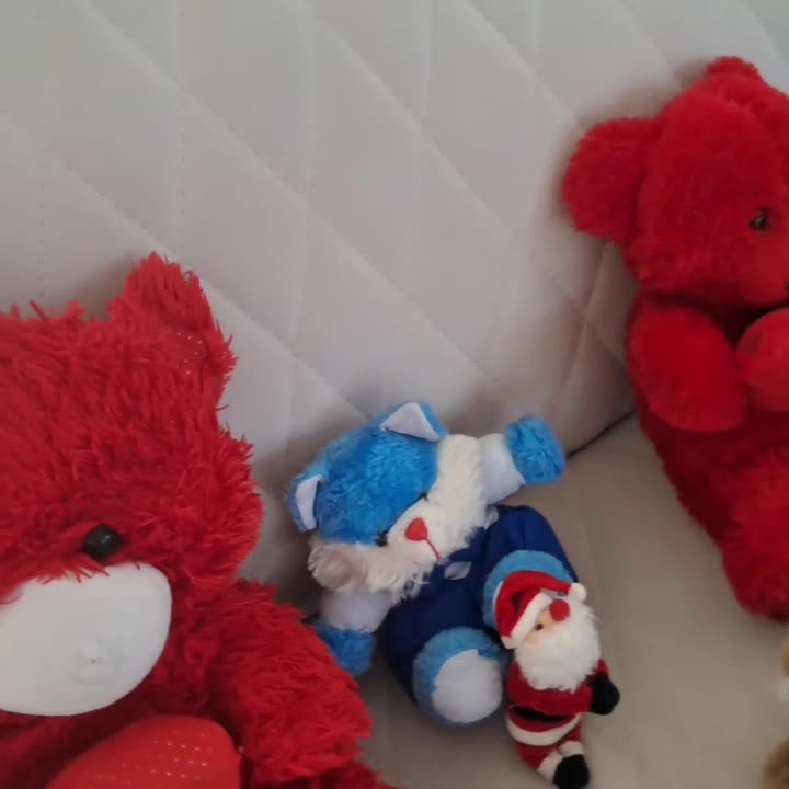 عروسک|اسباببازی بچه|گلبهار, شهر جدید گلبهار|دیوار