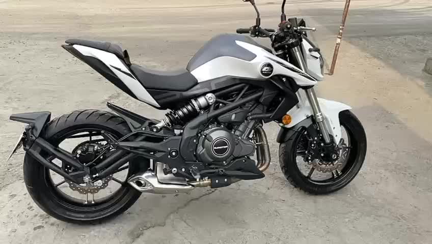 Q J 250 T2|موتورسیکلت|اندیشه, اندیشه فاز ۱|دیوار