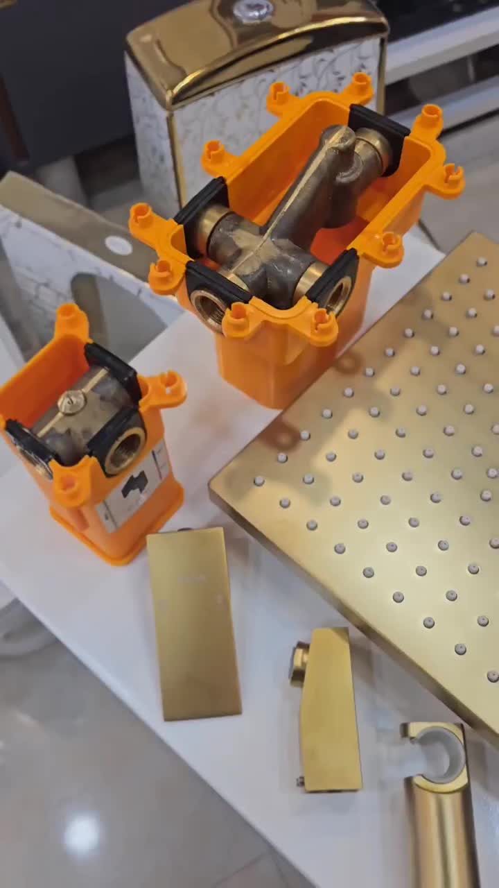 فرنگی و شیرآلات توکار کلار|مصالح و تجهیزات ساختمان|کاشان, زیدی|دیوار