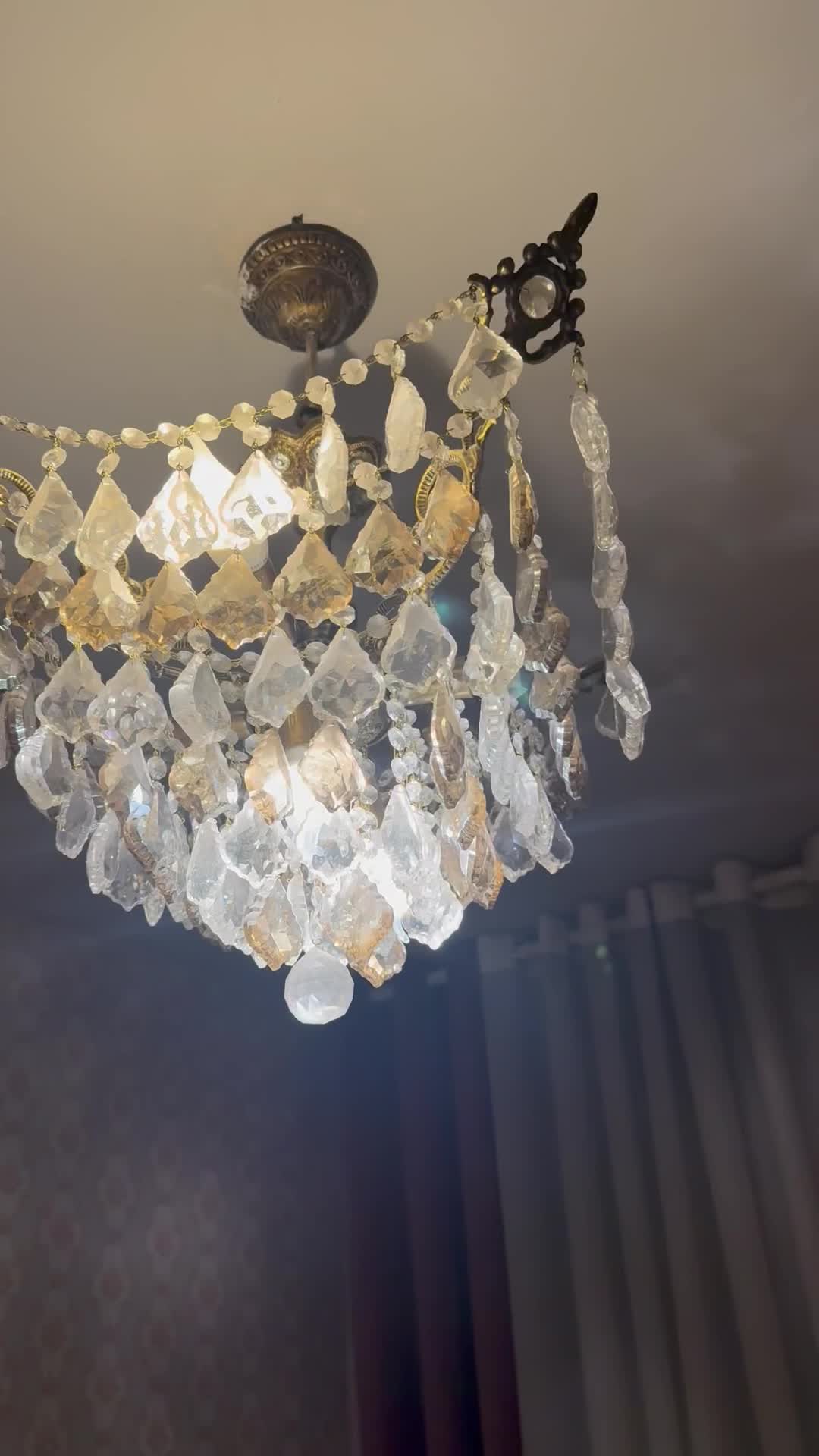 لوستر|لوستر و چراغ آویز|مشهد, هنرستان|دیوار