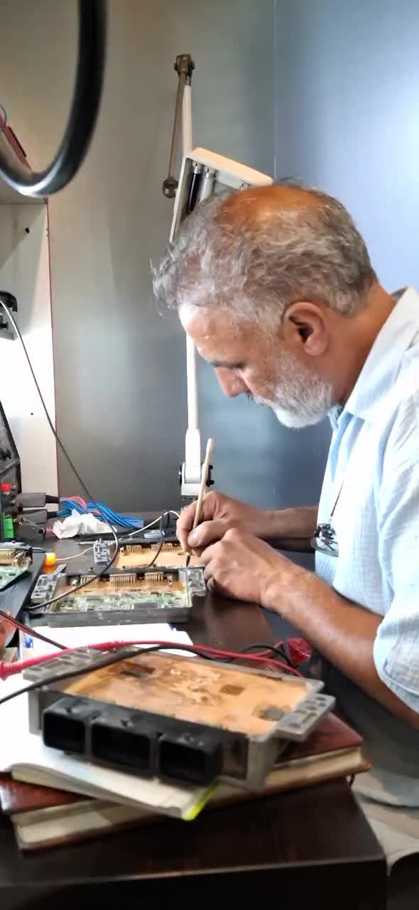 سویچ ،ریموت ،روشن کردن ماشین خاموش تعمیرECU|خدمات خودرو و موتورسیکلت|تهران, تهرانپارس جنوبی|دیوار