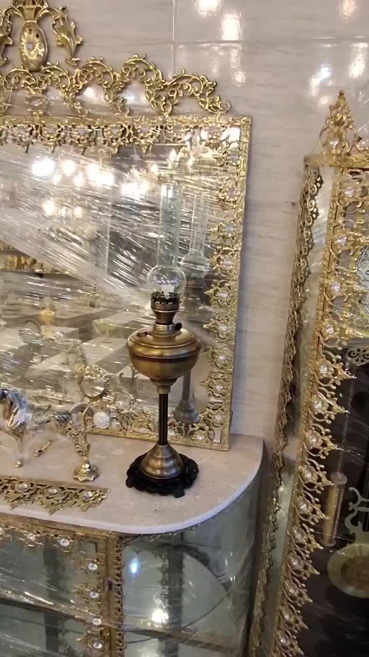 ست برنز جهیزیه بوفه برنز ساعت میز لاکچری(ایرانیان)|بوفه، ویترین، کنسول|کرمانشاه, |دیوار