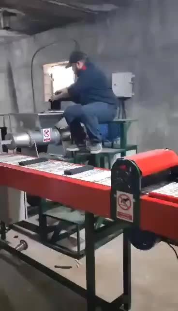 فروش دستگاه تولید زغال حبه ای|ماشینآلات صنعتی|هشتگرد, تهران دشت|دیوار