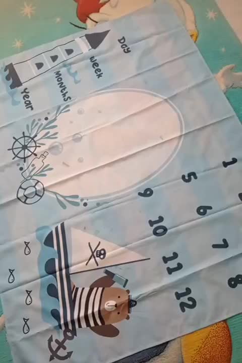 پارچه ماه‌گرد تا یک سالگی|اسباب و اثاث بچه|هشتگرد, فاز ۱ مهستان|دیوار