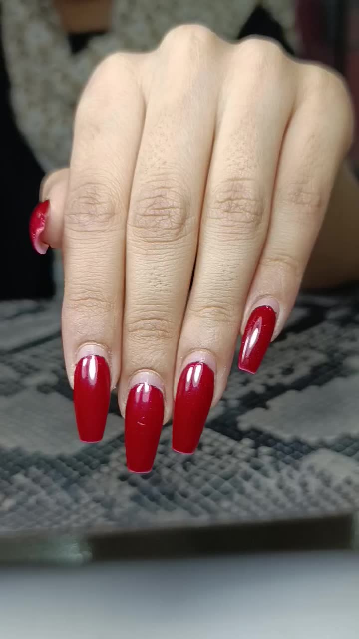 کاشت و ترمیم ناخن|خدمات آرایشگری و زیبایی|فولادشهر, B7|دیوار