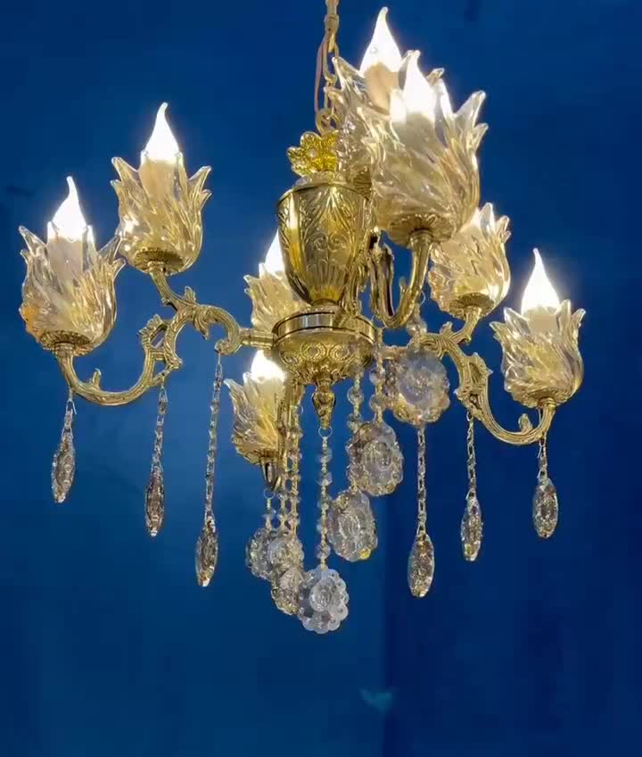 لوستر برنجی با سرپیچ e14 و هشت شعله ۴+۴ برنج|لوستر و چراغ آویز|تهران, نعمتآباد|دیوار